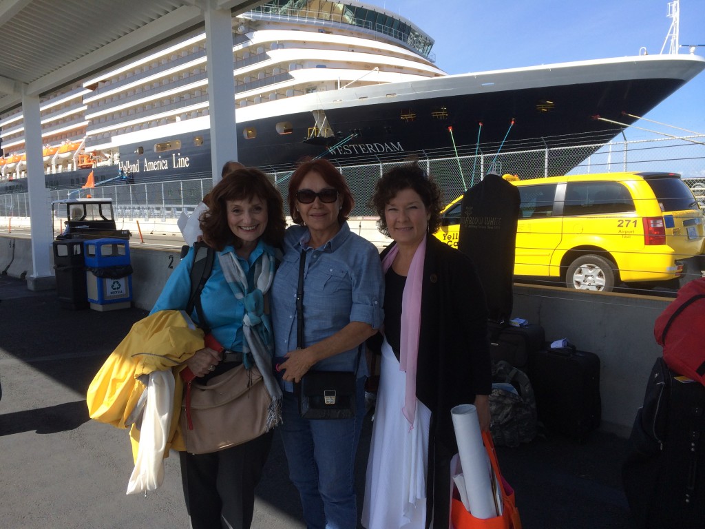Marilyn Dietrich, Maria Medeles and Holly Monroe about to board msWesterdam
